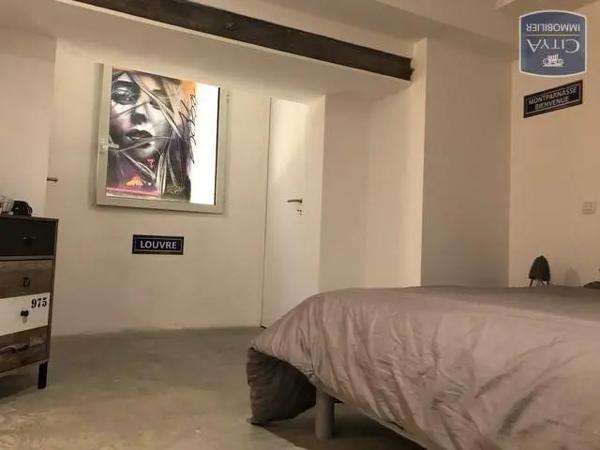 Vente maison 8 pièces de 350m²