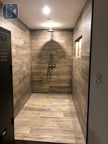 Vente maison 8 pièces de 350m²