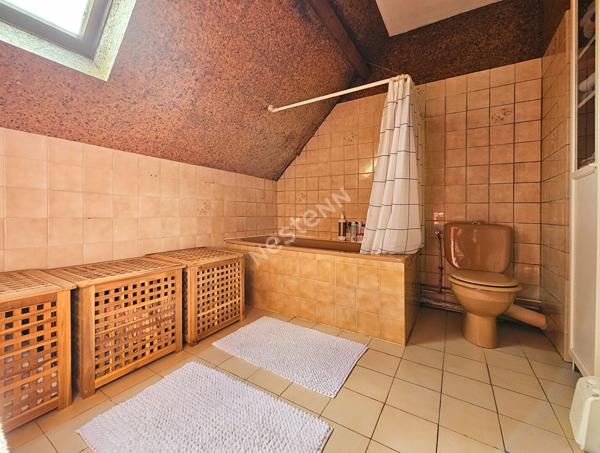 Maison Marines 6 pièce(s) 95m2 / 110m2 au sol