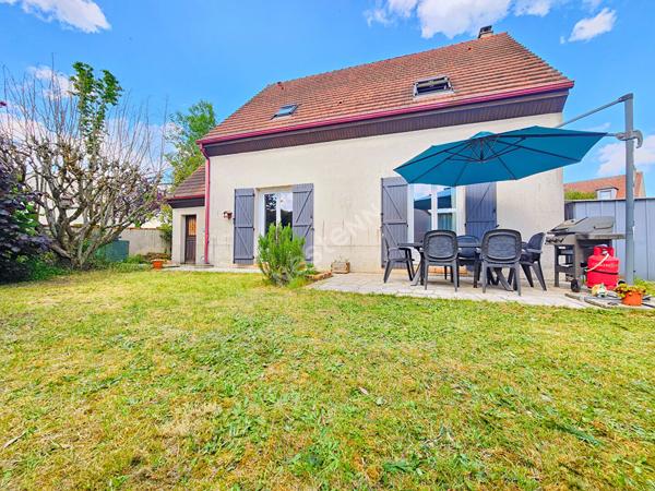 Maison Marines 6 pièce(s) 95m2 / 110m2 au sol