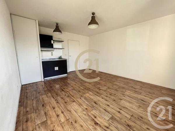 Appartement Studio à vendre  1 pièce - 24,90 m 2   SENS  - 89