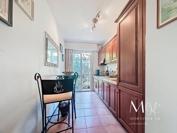 Appartement à VILLEFRANCHE SUR MER (06230)