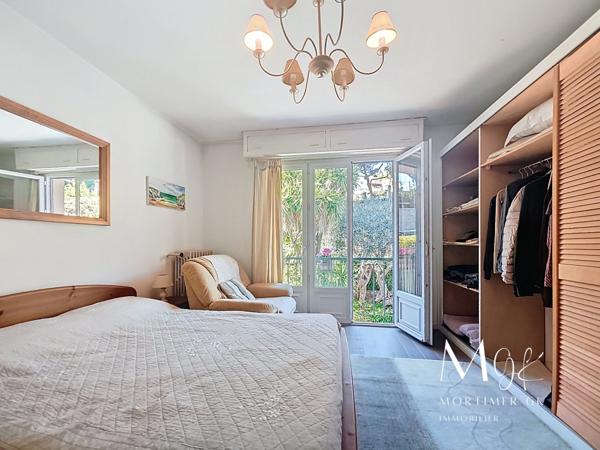 Appartement à VILLEFRANCHE SUR MER (06230)