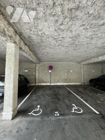 Emplacement de stationnement