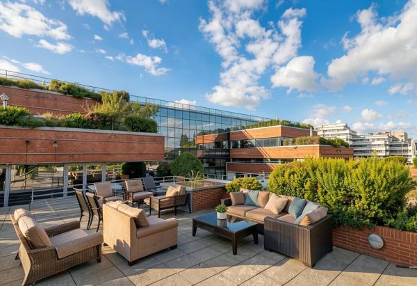 BOMA – Suresnes – Bureaux contemporains avec vue Seine