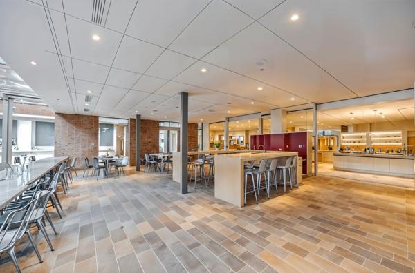 BOMA – Suresnes – Bureaux contemporains avec vue Seine