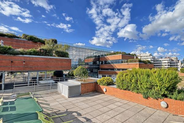 BOMA – Suresnes – Bureaux contemporains avec vue Seine