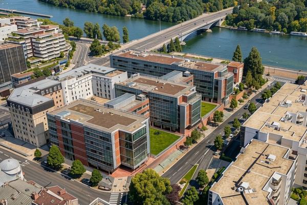 BOMA – Suresnes – Bureaux contemporains avec vue Seine