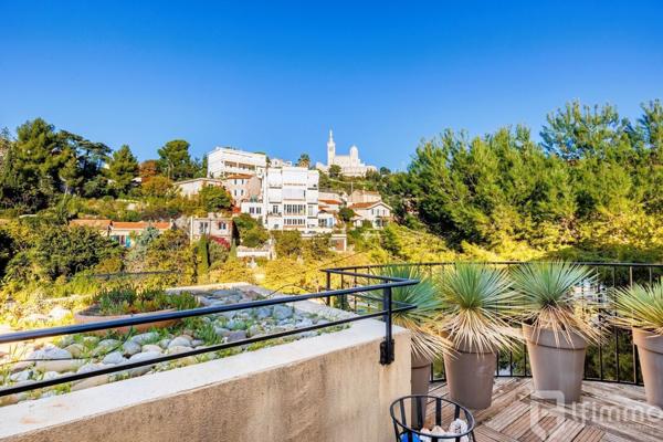 Roucas Blanc 13007 / Maison / Piscine / Garage