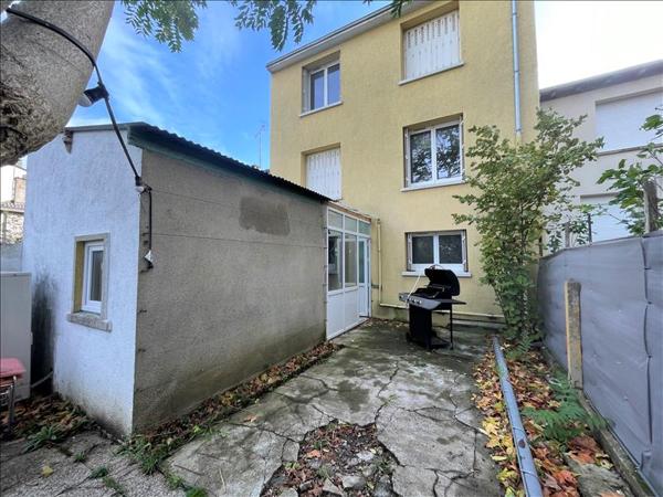 Maison à vendre |  Châteauroux |  5 pièces | 161 m²