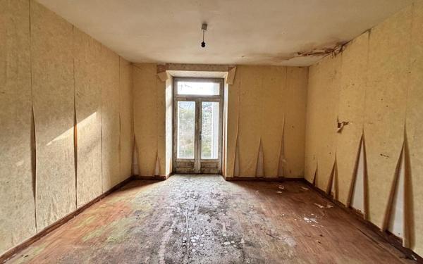 Maison à vendre    14 pièces • 518,04 m2 Chauvigny