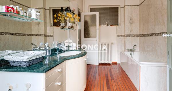 À vendre Appartement 5 pièces 150 m² - Laon 02000