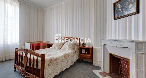 À vendre Appartement 5 pièces 150 m² - Laon 02000