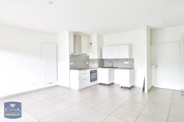 Appartement à louer 3 pièces 67.2m² Saint-Étienne (42000)