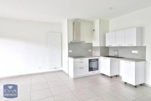 Appartement à louer 3 pièces 67.2m² Saint-Étienne (42000)