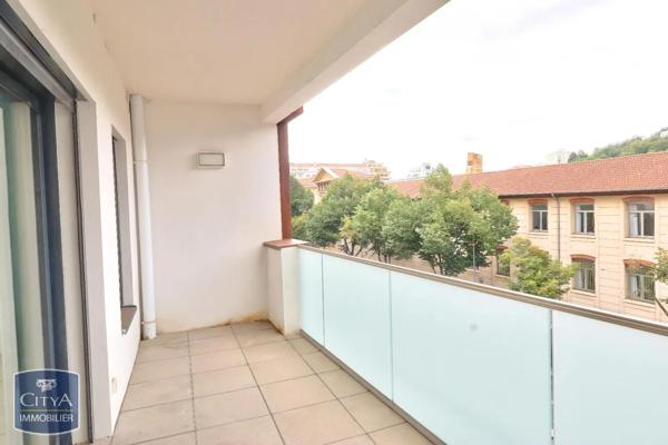 Appartement à louer 3 pièces 67.2m² Saint-Étienne (42000)