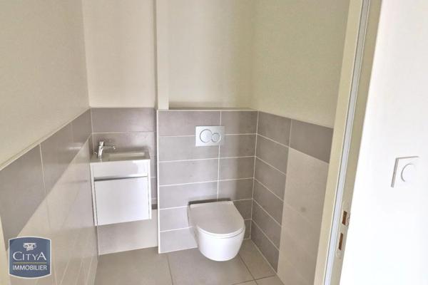 Appartement à louer 3 pièces 67.2m² Saint-Étienne (42000)
