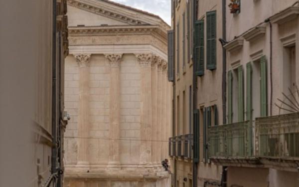 Appartement à vendre    2 pièces • 46 m2 Nîmes