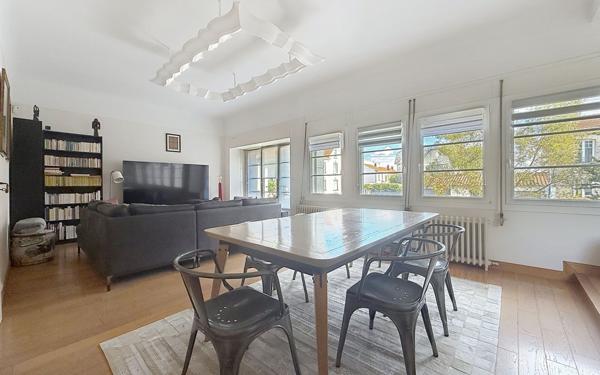 Maison à vendre    5 pièces •  La Rochelle