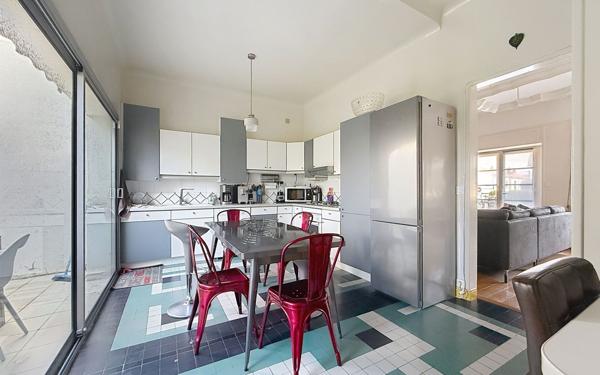 Maison à vendre    5 pièces •  La Rochelle