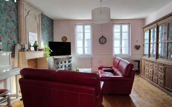 Maison à vendre    7 pièces •  Marennes