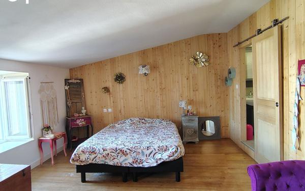 Maison à vendre    7 pièces •  Marennes