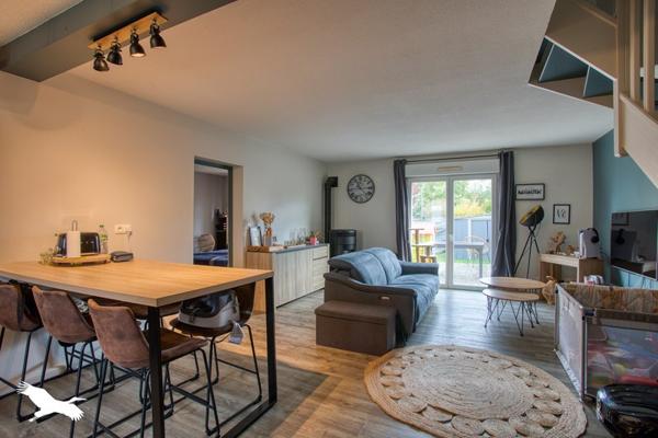 Maison à vendre |  Saint-Pantaléon-de-Larche |  4 pièces | 80 m²