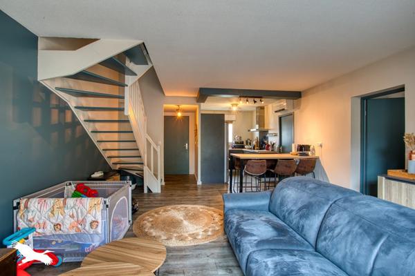 Maison à vendre |  Saint-Pantaléon-de-Larche |  4 pièces | 80 m²