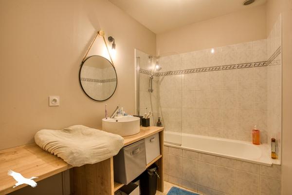 Maison à vendre |  Saint-Pantaléon-de-Larche |  4 pièces | 80 m²