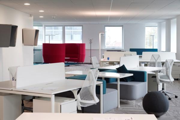 Bureaux à louer à Nanterre dans immeuble neuf modulable proche Défense