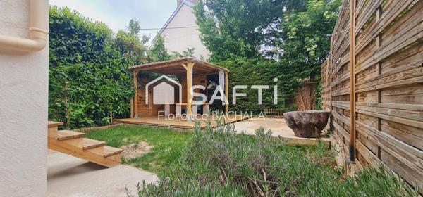 Charmante maison de 75 m², trois chambres, avec extérieur