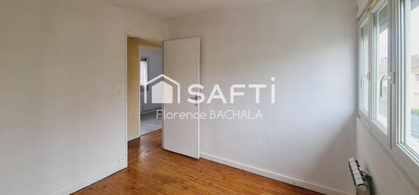 Charmante maison de 75 m², trois chambres, avec extérieur
