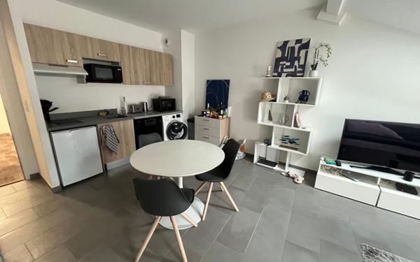 Appartement à vendre    2 pièces • 32,70 m2 La Rochelle