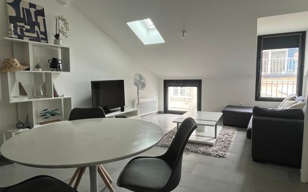 Appartement à vendre    2 pièces • 32,70 m2 La Rochelle