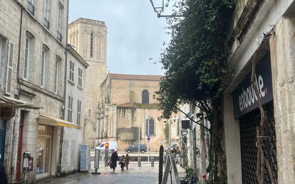 Appartement à vendre    2 pièces • 32,70 m2 La Rochelle