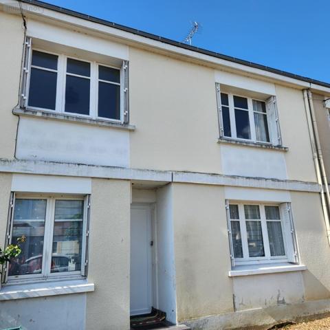 Maison à vendre à La-Ferté-Bernard dans la Sarthe (72400), ref : 72085-2146