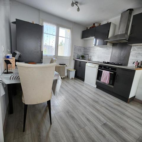 Maison à vendre à La-Ferté-Bernard dans la Sarthe (72400), ref : 72085-2146