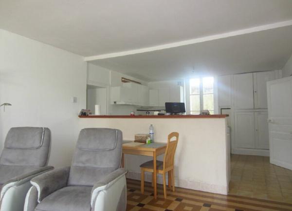 Maison à vendre    5 pièces •  La Vernelle