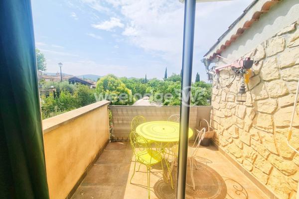 Maison à vendre 8 pièces de 195,99 m² à Gréoux-les-Bains