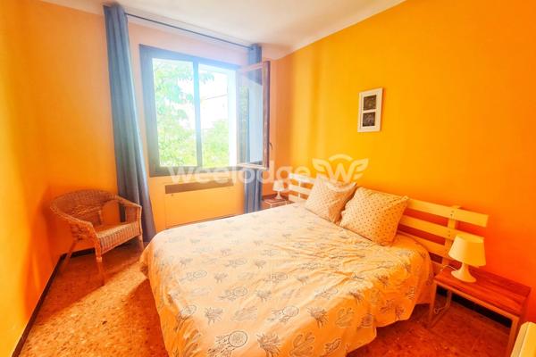 Maison à vendre 8 pièces de 195,99 m² à Gréoux-les-Bains