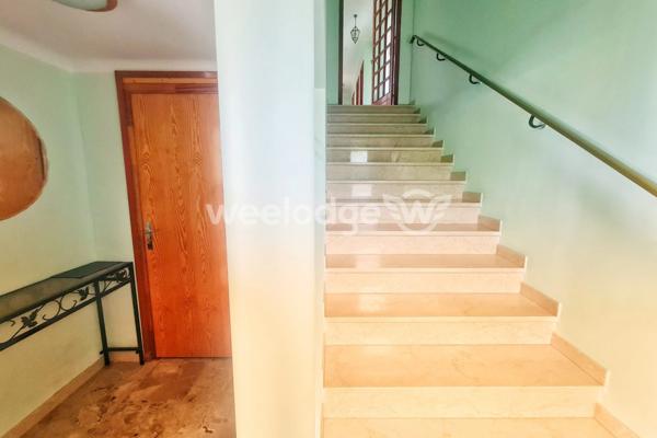 Maison à vendre 8 pièces de 195,99 m² à Gréoux-les-Bains