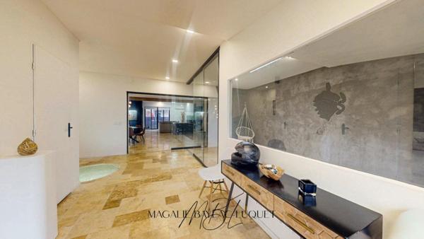 EXCLUSIVITE - Villesèquelande -  MAISON DE CARACTERE - PISCINE INTERIEURE