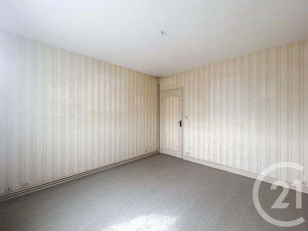 Appartement F3 à vendre  3 pièces - 58,42 m 2   EVREUX  - 27