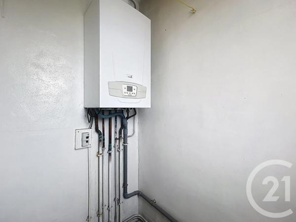 Appartement F3 à vendre  3 pièces - 58,42 m 2   EVREUX  - 27