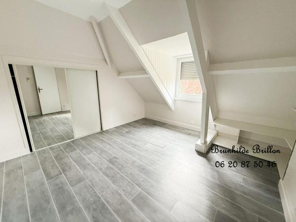 Proximité Vimy, pavillon 145M² en semi plain pied, 4 chambres, bureau
