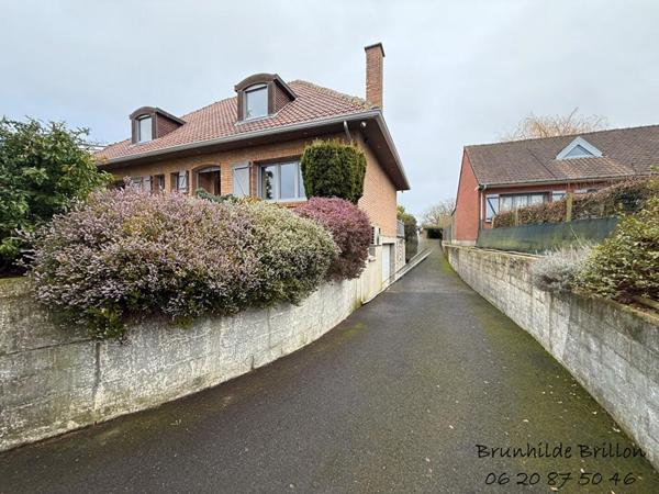 Proximité Vimy, pavillon 145M² en semi plain pied, 4 chambres, bureau
