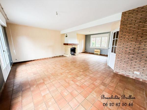 Proximité Vimy, pavillon 145M² en semi plain pied, 4 chambres, bureau