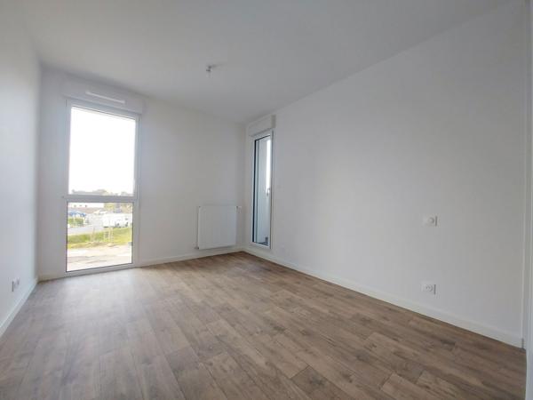 Location Appartement83,92 m² - 3 Pièces - SENE (56860)