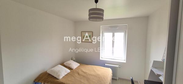 Maison à Arçonnay, 72610 - 7 pièces 170m²