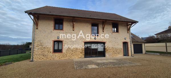 Maison à Arçonnay, 72610 - 7 pièces 170m²